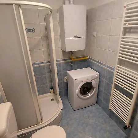 Apartment Ana - Calm, Free Parking, Close To Center