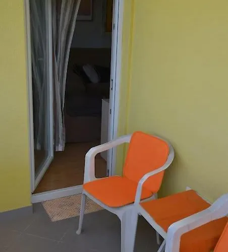 Ana - Calm, Free Parking, Close To Center Pula