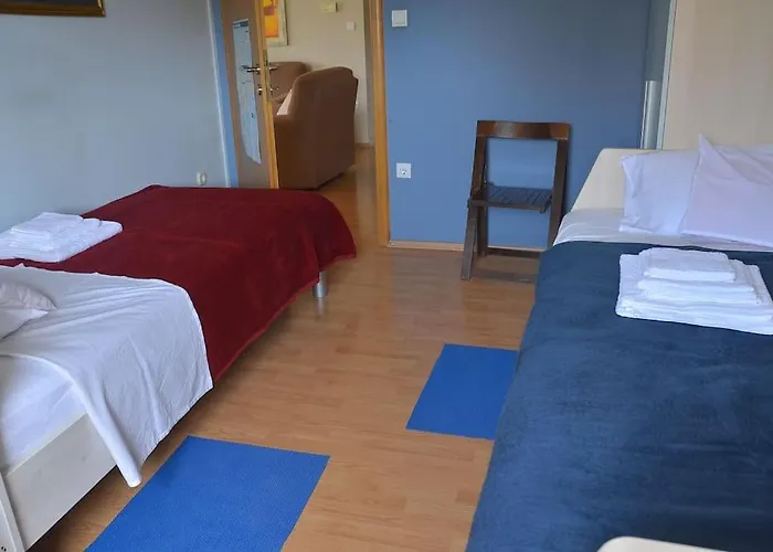 Apartment Ana - Calm, Free Parking, Close To Center Pula